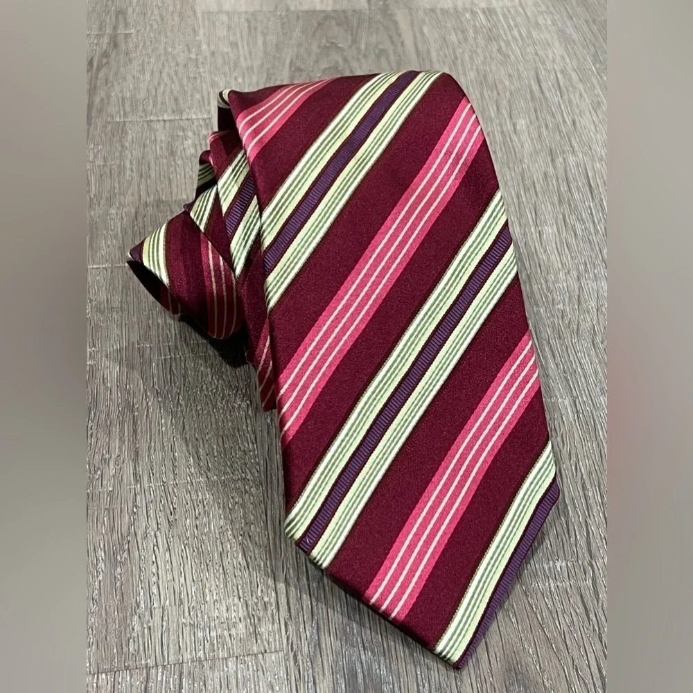 Ermenegildo Zegna Red Power Stripe Made in Italy 100% Silk Designer Tie EUC